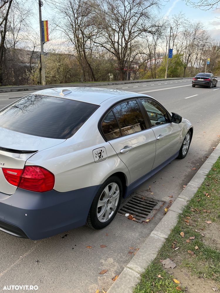 BMW Seria 3 320d - 3