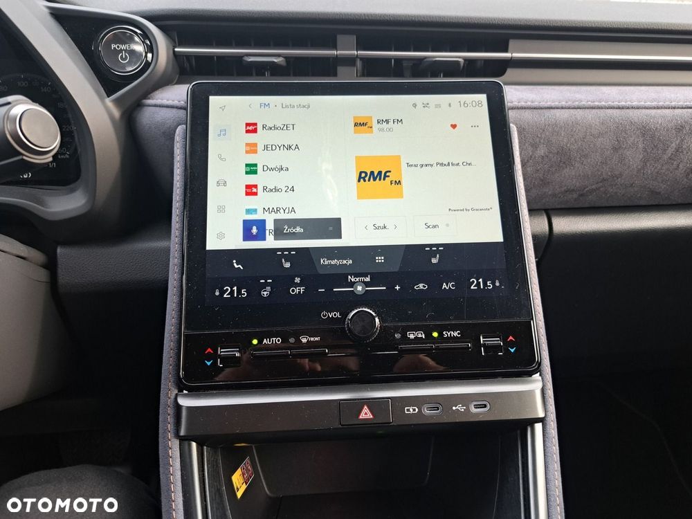 Lexus LBX 1.5 Hybrid Cool - 12