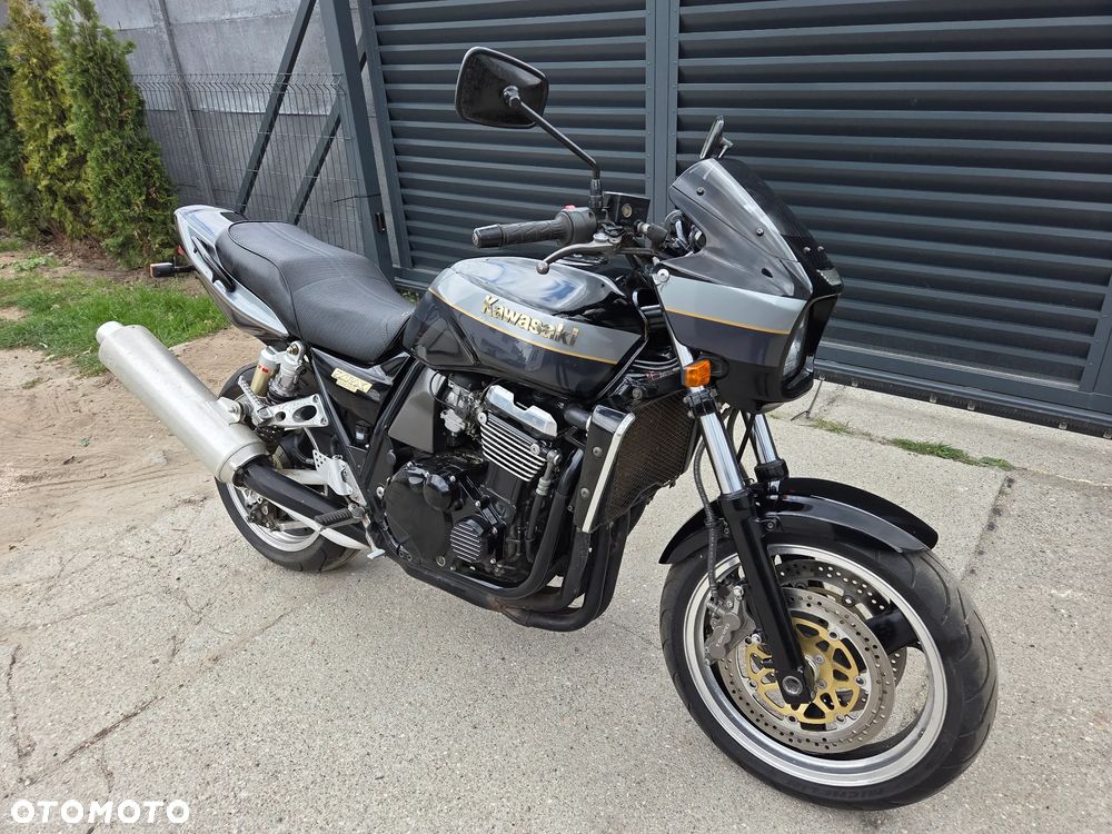 Kawasaki ZRX - 1