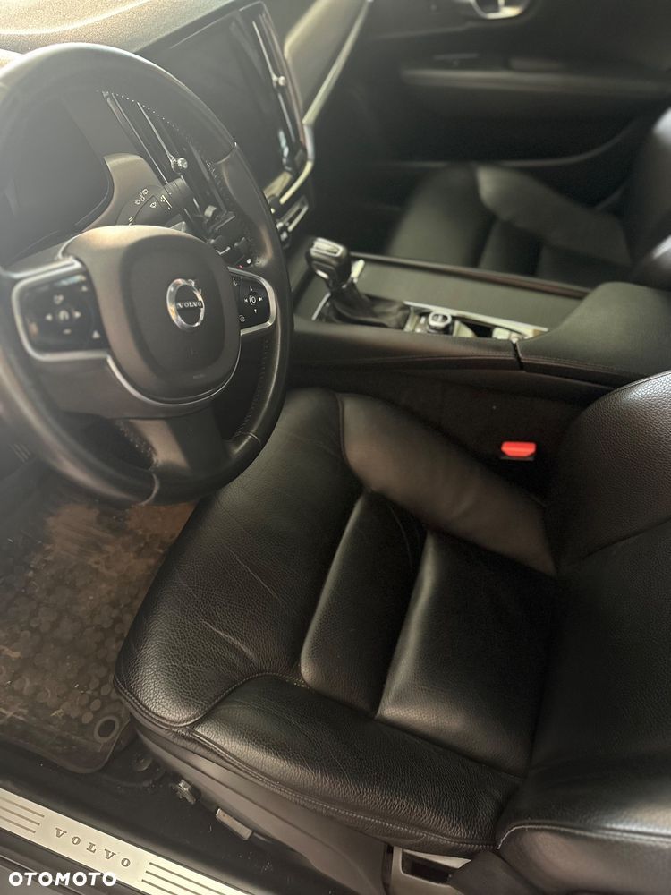 Volvo V90 D5 AWD Momentum - 7