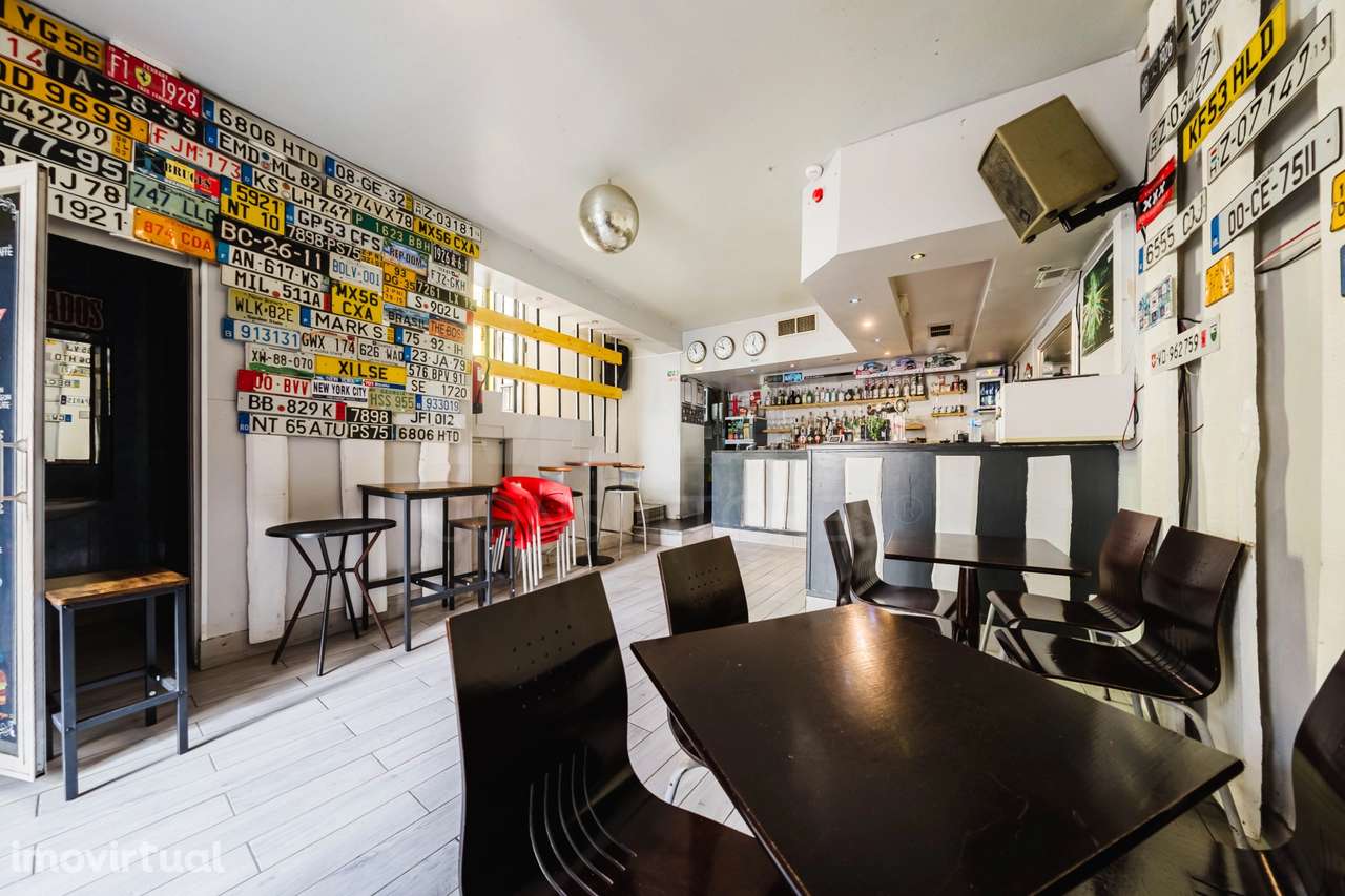 Imóvel Comercial no Centro de Peniche com Possibilidade de Conversã... - Grande imagem: 5/19