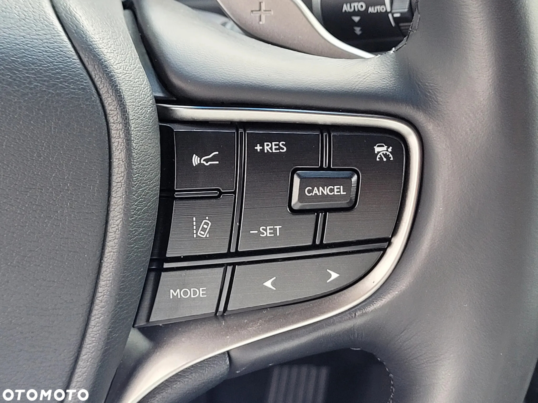 Lexus ES ver-300h-f-sport-design - 28
