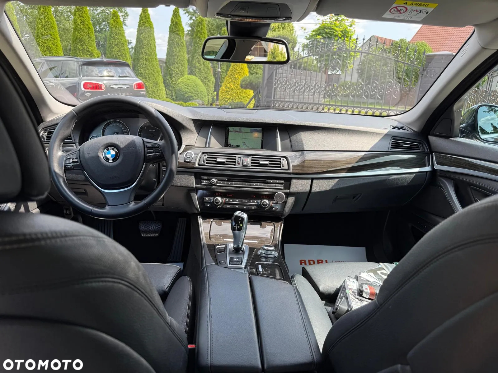 BMW Seria 5 525d Sport-Aut Luxury Line - 28