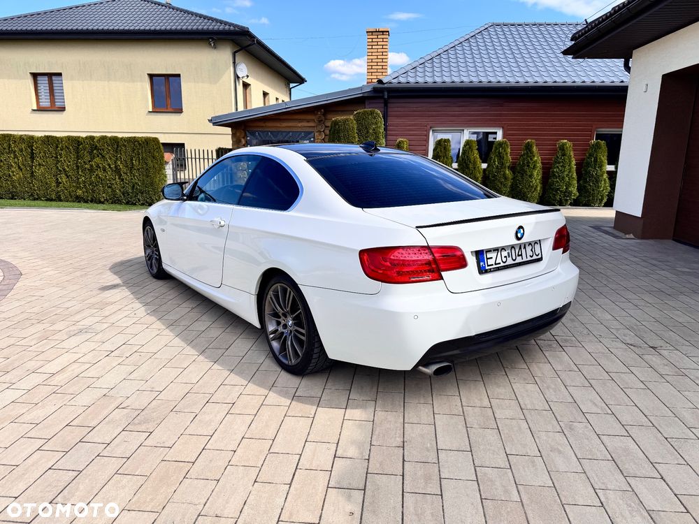 BMW Seria 3 320d - 5