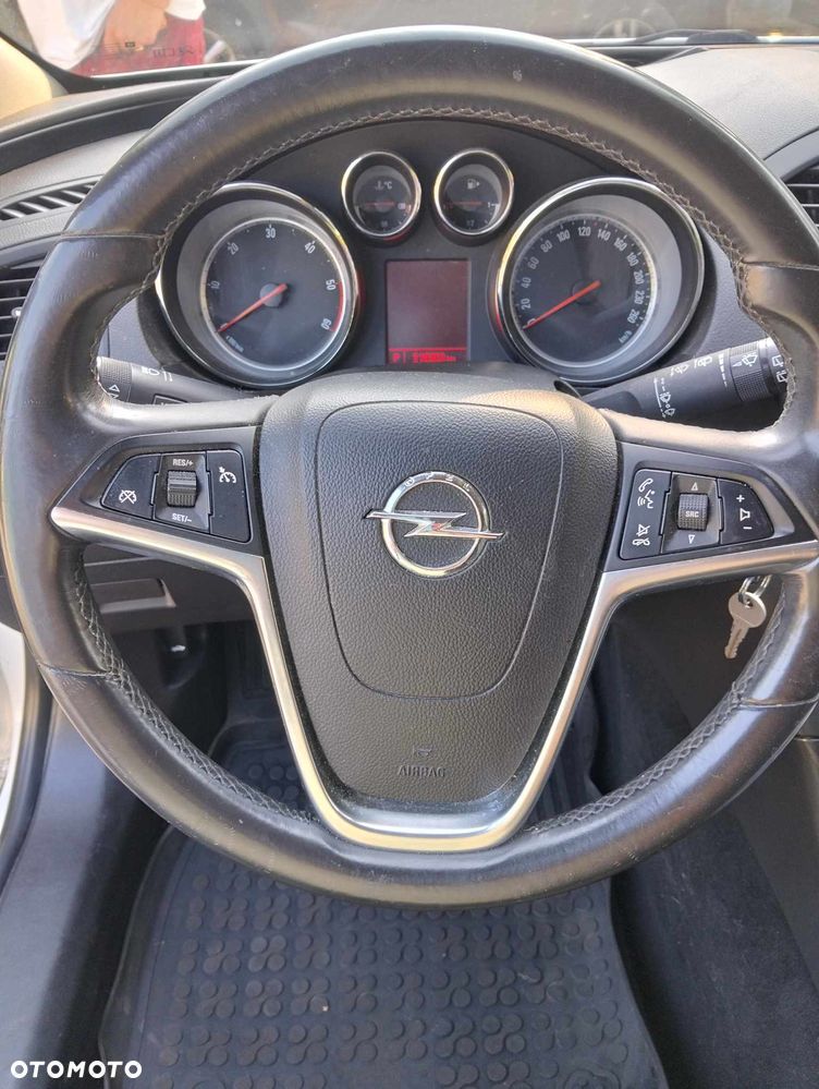 Opel Insignia 2.0 CDTI Edition - 6