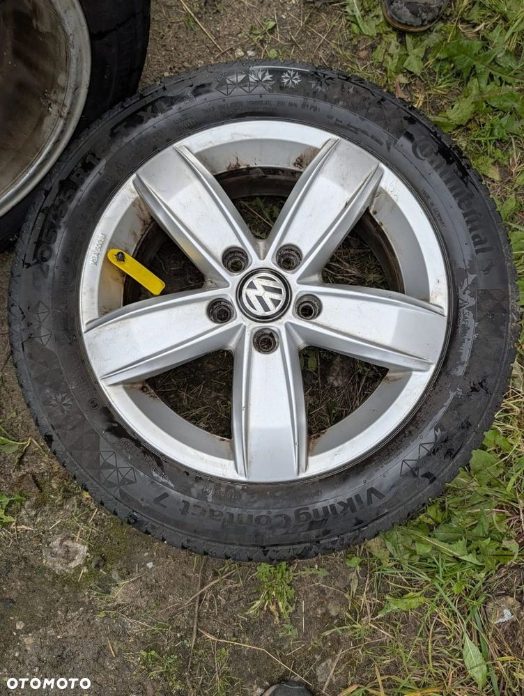 KOMPLET ALUFELG KÓŁ AUDI VW SKODA 5X112 R16 Z OPONAMI ZIMOWYMI . - 4