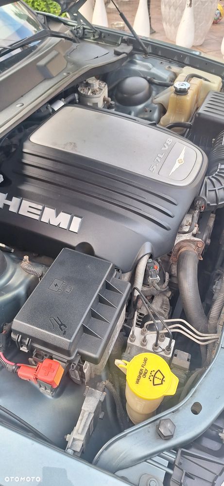 Chrysler 300C - 11