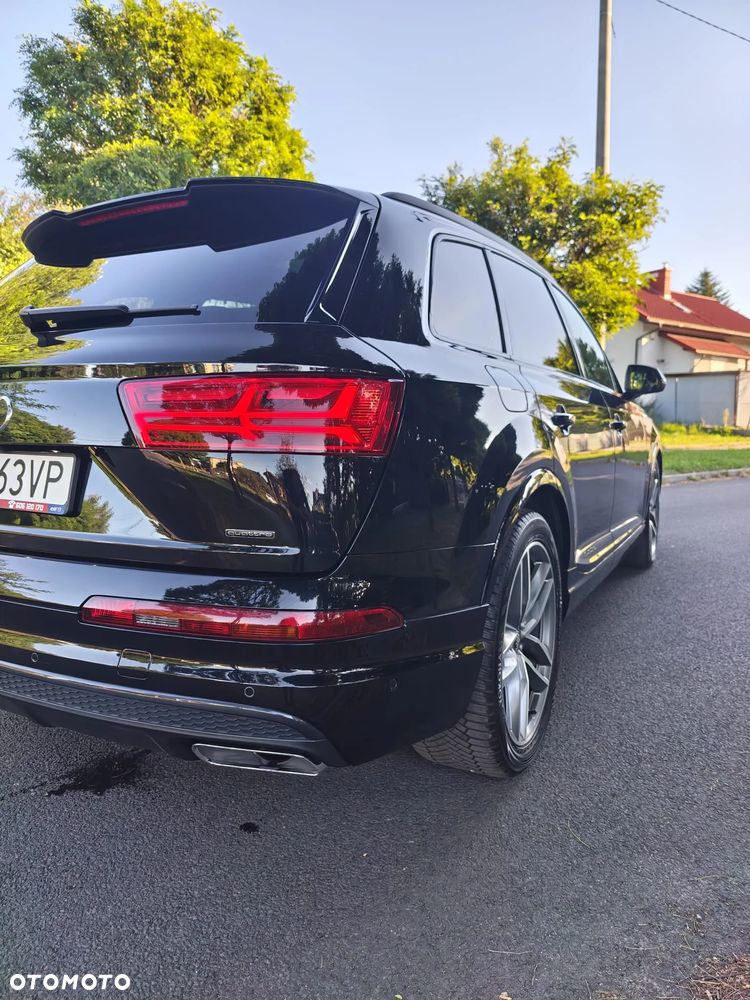Audi Q7 50 TDI mHEV Quattro Black Edition Tiptr - 18