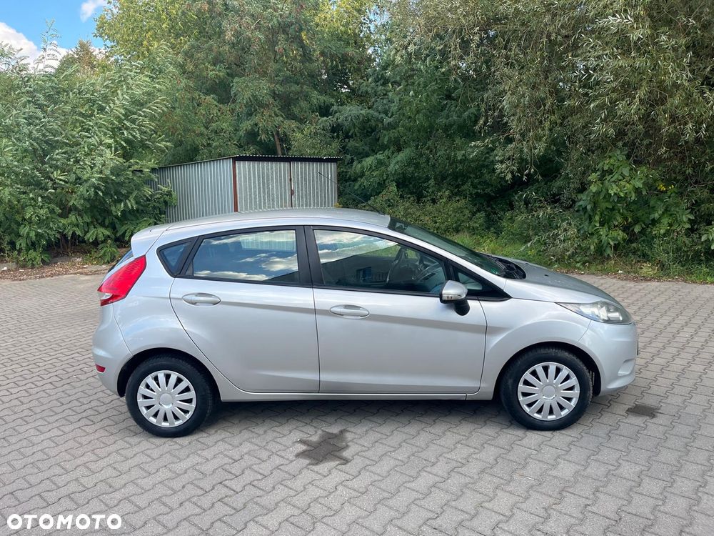 Ford Fiesta - 7