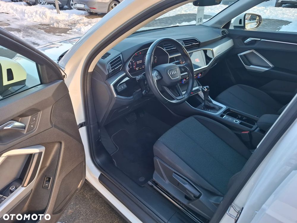 Audi Q3 35 TFSI S tronic - 6