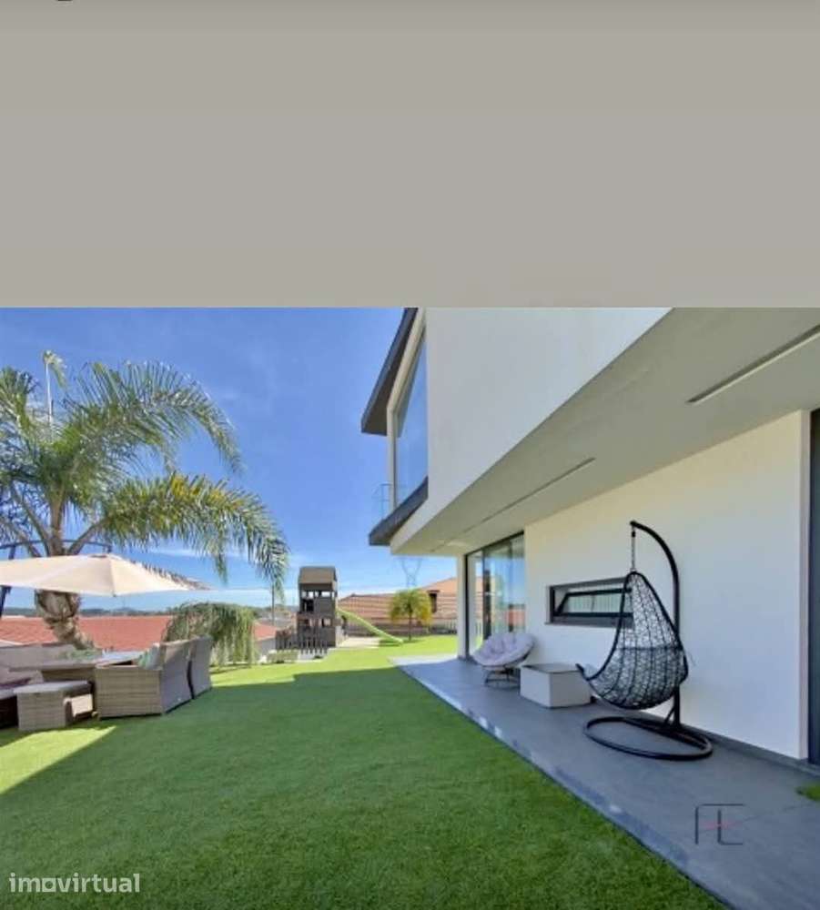 Comprar Moradia T4 4Frentes Mobilada/Piscina Gandra - Grande imagem: 4/12