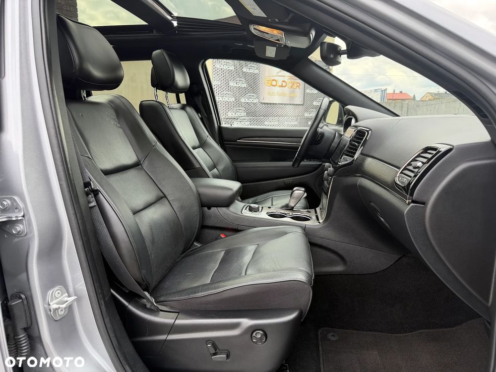 Jeep Grand Cherokee 3.6 V6 Overland - 11