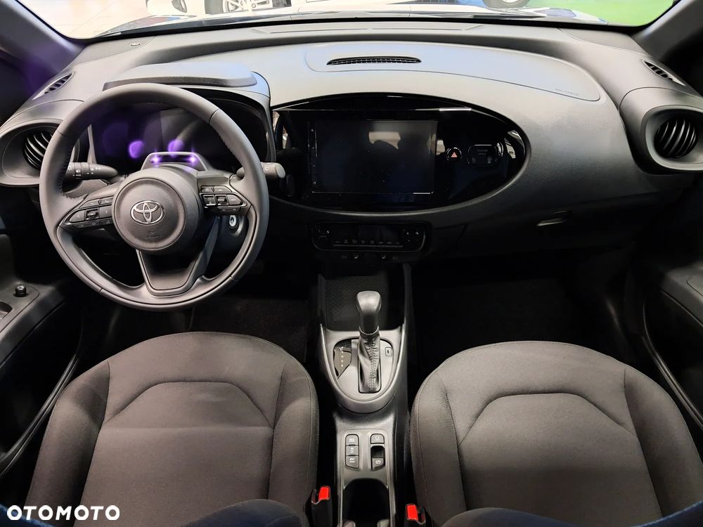 Toyota Aygo X Hybrid 1.5 Comfort e-CVT - 10