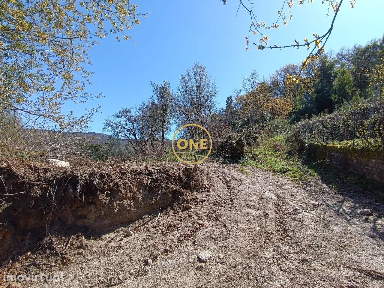 Terreno para construção balança - terras de Bouro - Grande imagem: 4/21