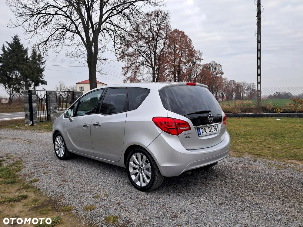 Opel Meriva 1.4 T Cosmo S&S - 3
