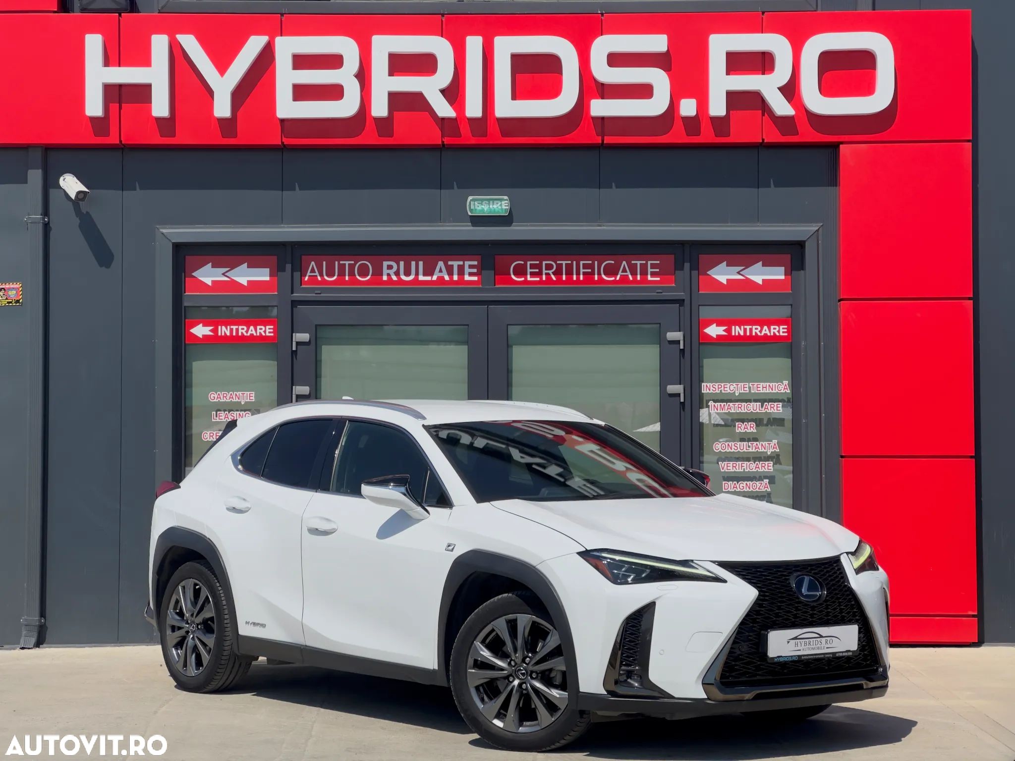 Lexus UX 250h F SPORT - 1