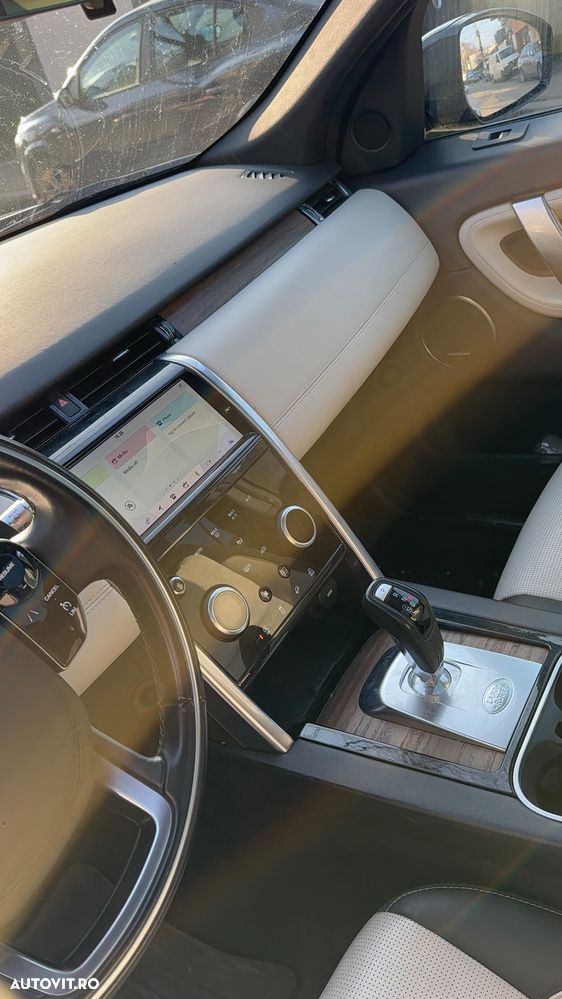 Land Rover Discovery Sport 2.0 D180 R-Dynamic MHEV - 3