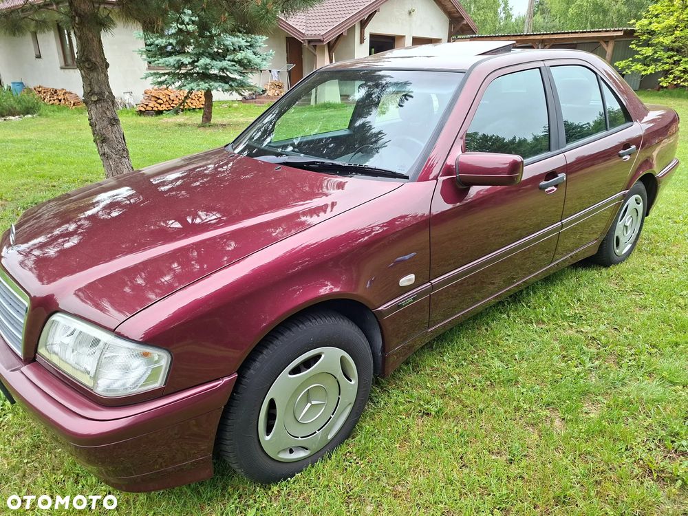 Mercedes-Benz Klasa C 180 Classic - 10