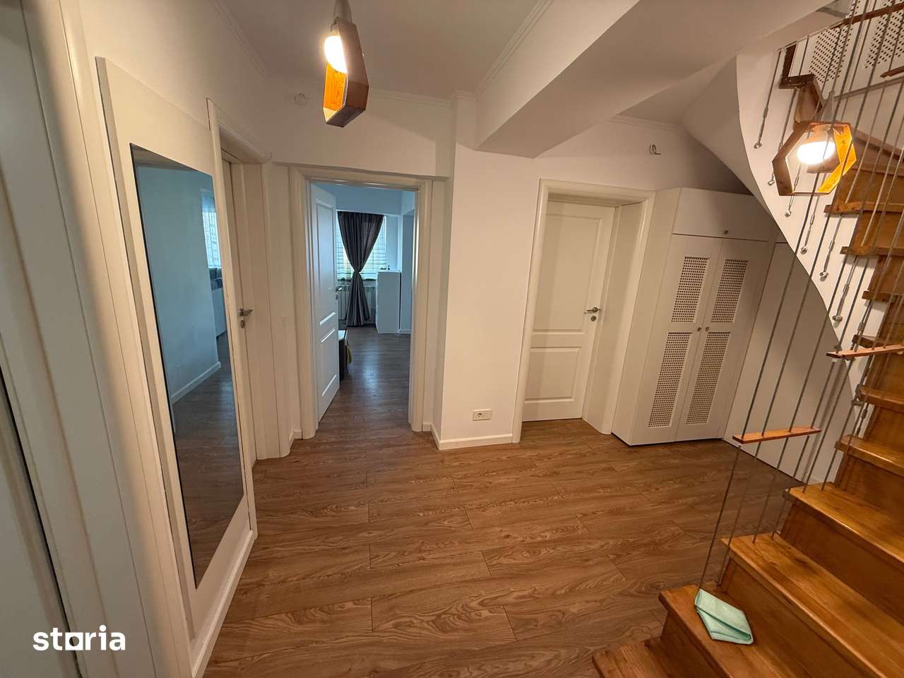 UNIRII – ELEGANȚĂ ȘI CONFORT ÎNTR-UN DUPLEX DE 106 MP + CENTRALA — fotografia 3