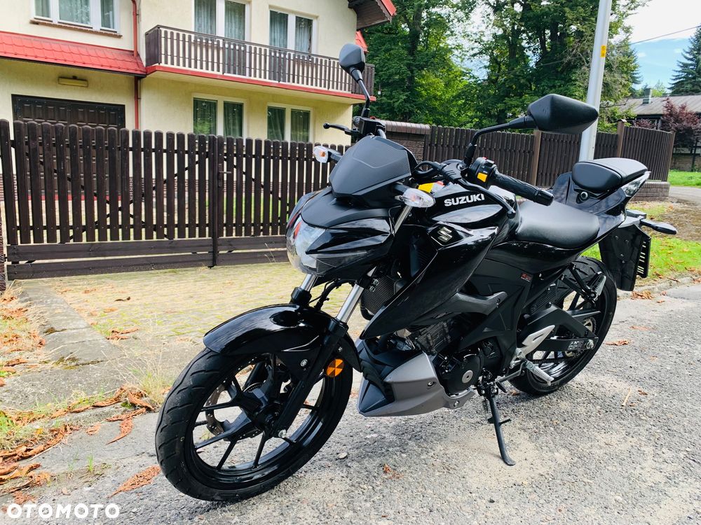 Suzuki GSX - 4