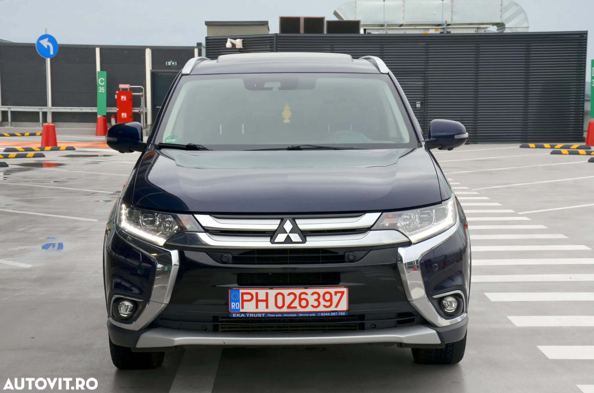 Mitsubishi Outlander 2.2 DI-D 4WD Automatik Diamant Edition+ - 11