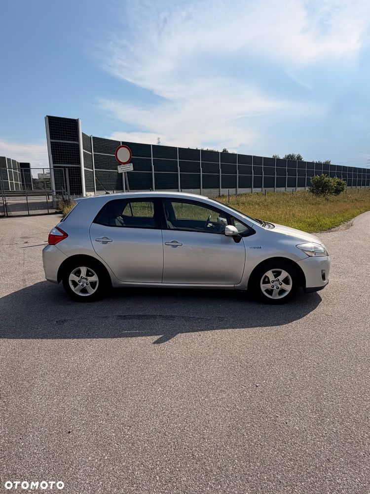 Toyota Auris - 4