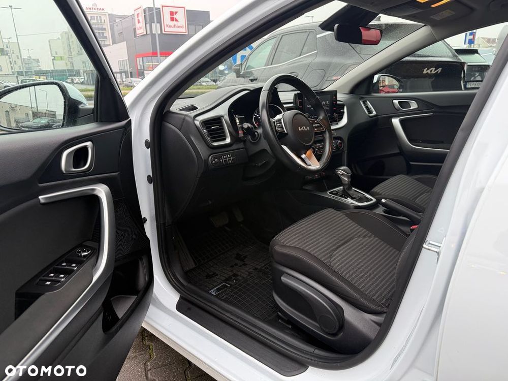 Kia Ceed 1.5 T-GDI M DCT - 15
