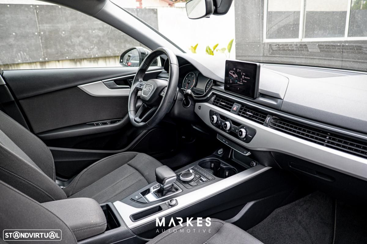 Audi A4 Avant 35 TDI Design S tronic - 17