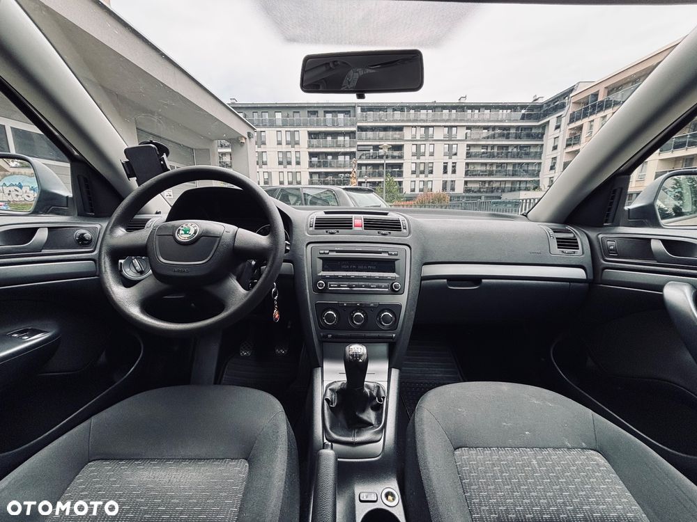 Skoda Octavia 1.6 Elegance - 13