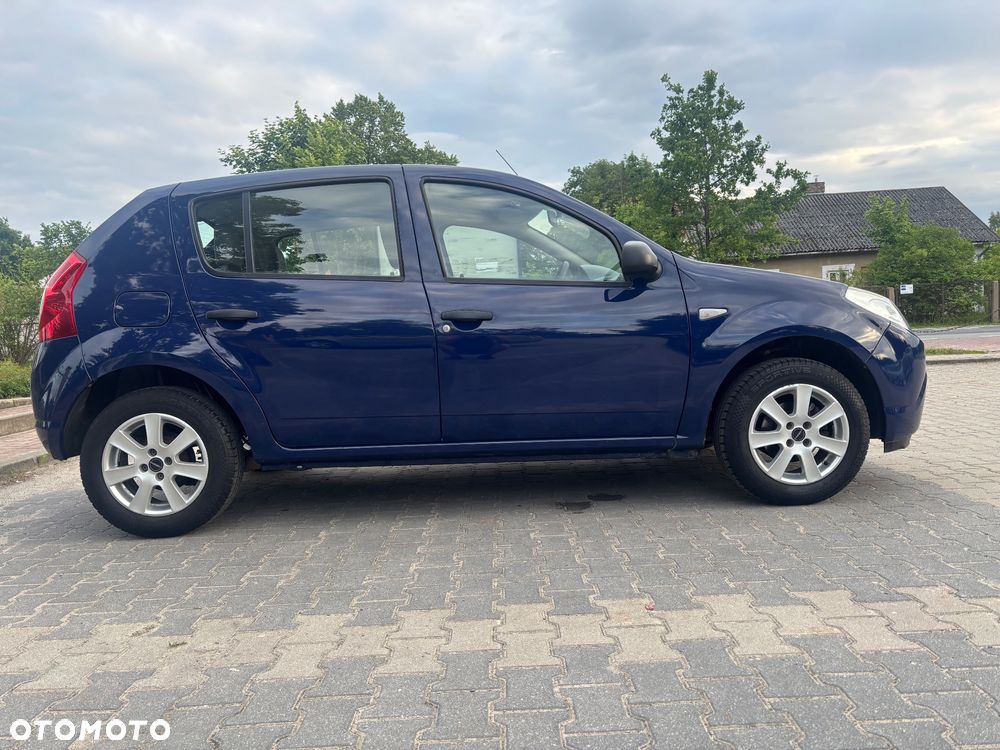 Dacia Sandero - 5