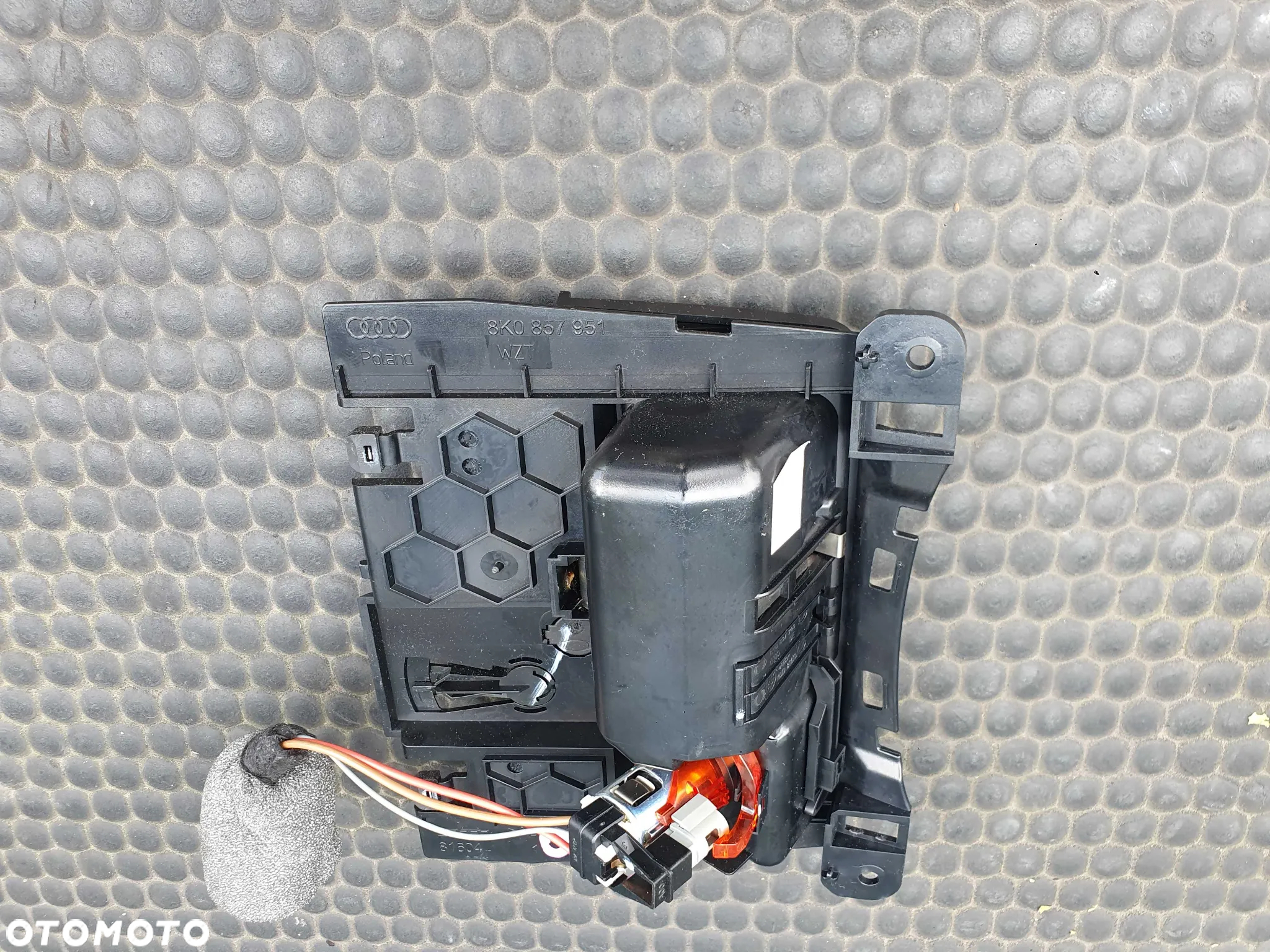 Popielniczka 8K0857951 Klapka Zapalniczka Wklad Czarna Audi A4 B8 A5 Q5 - 27