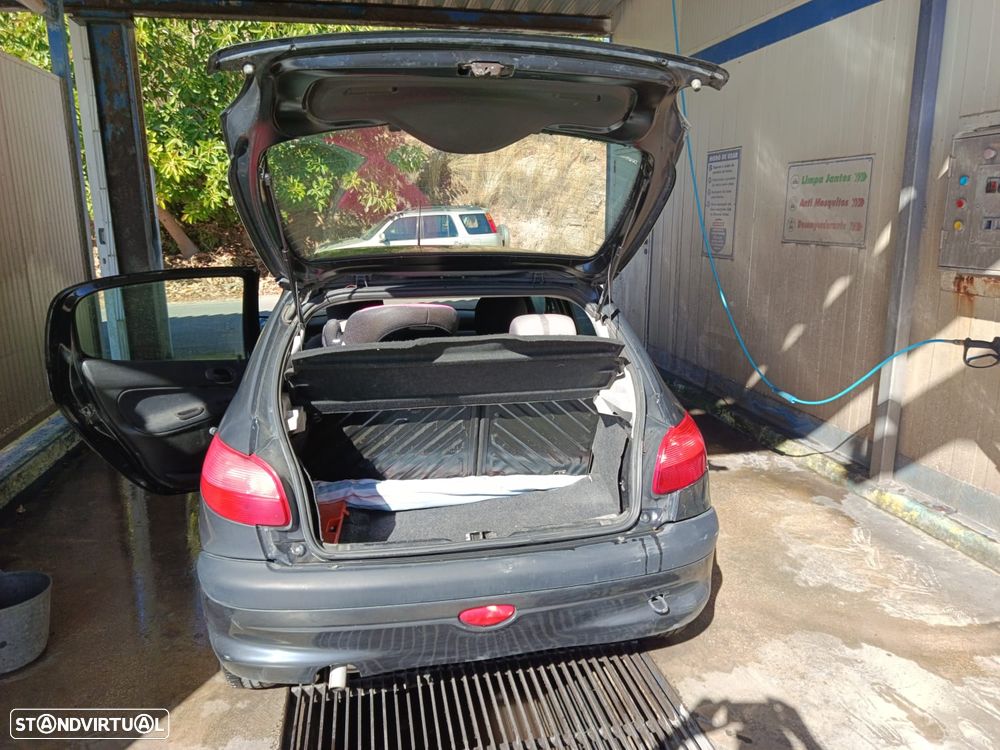 Peugeot 206 - 7