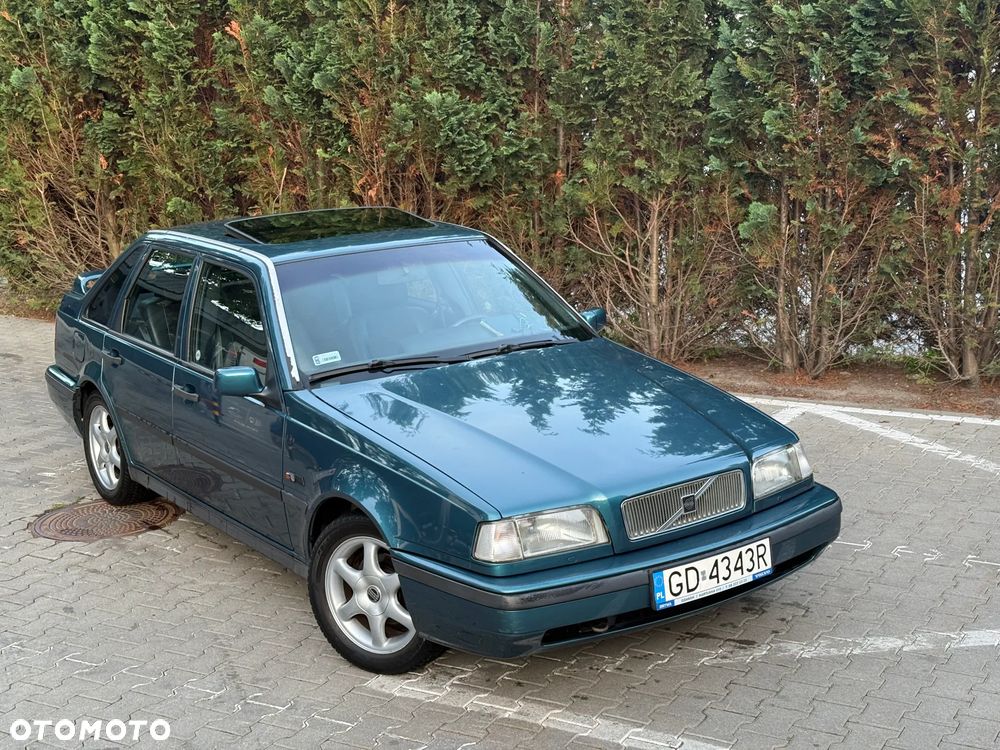 Volvo Seria 400 - 3