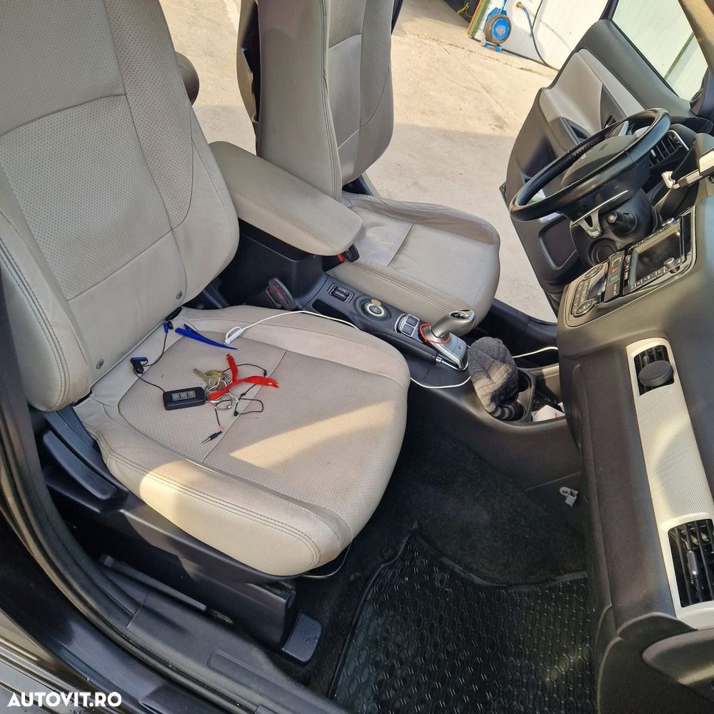 Mitsubishi Outlander - 5