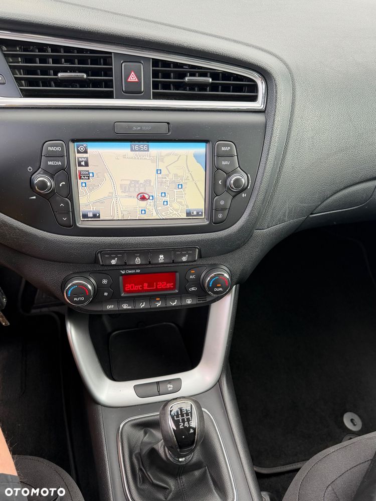 Kia Ceed 1.6 GDI Smart Plus - 15