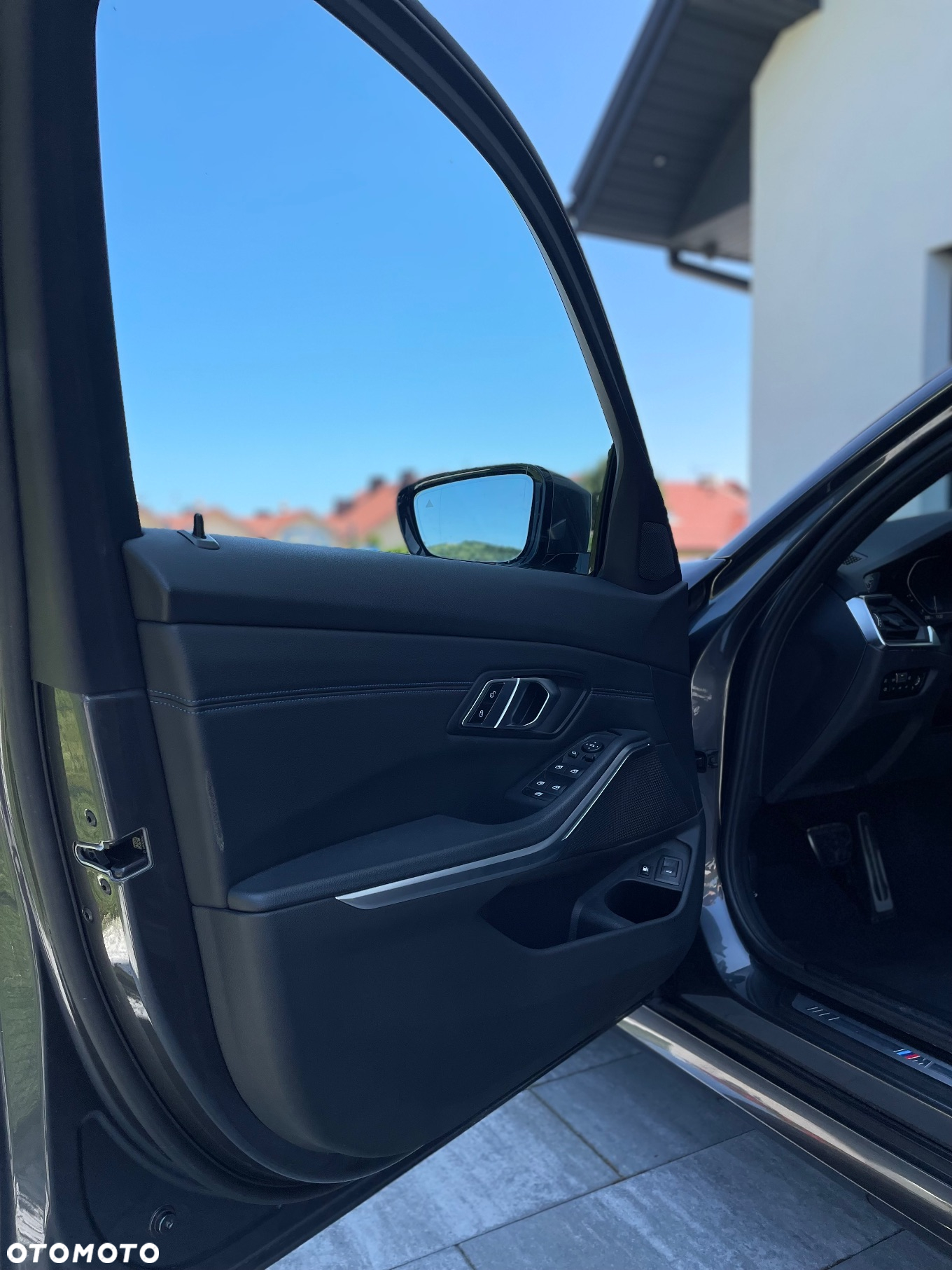 BMW Seria 3 330e Touring xDrive M Sport - 26