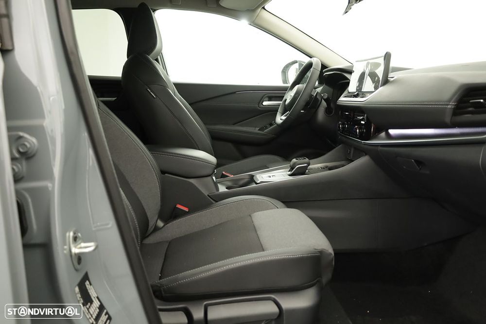 Nissan Qashqai 1.3 DIG-T N-Connecta LED Xtronic - 19