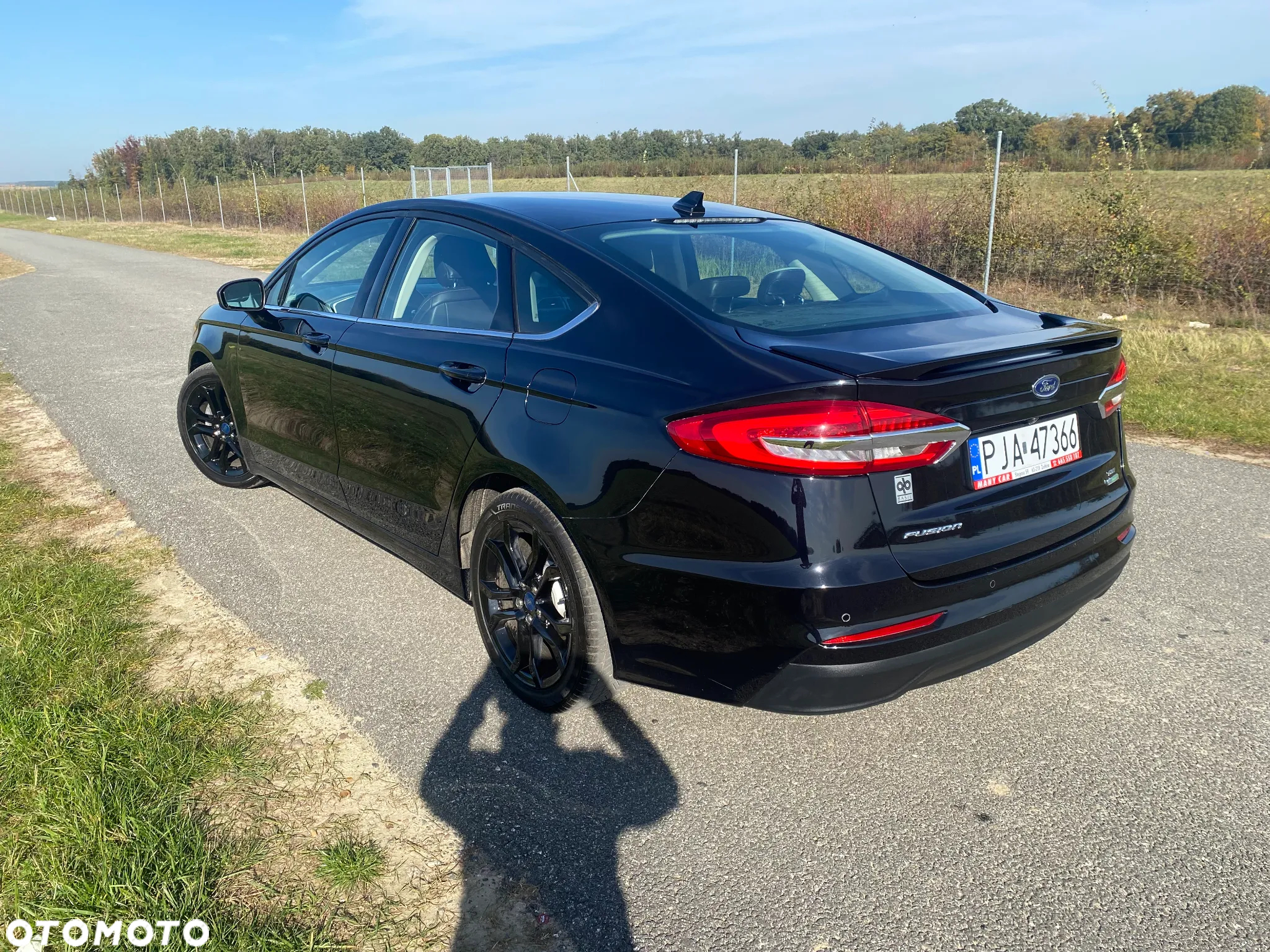 Ford Fusion - 16