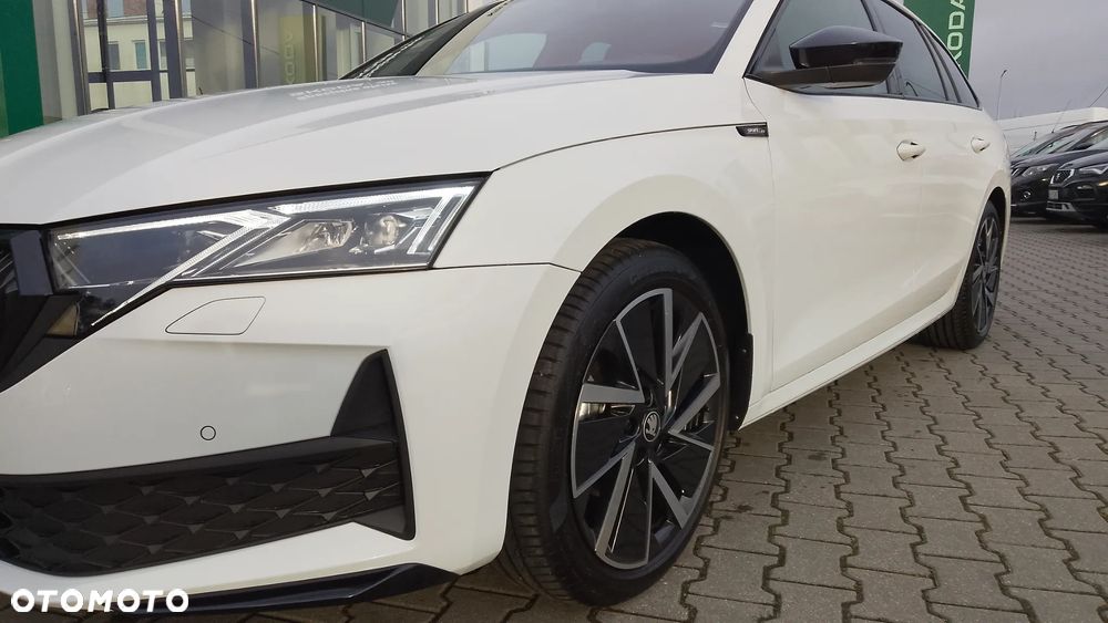 Skoda Octavia 1.5 TSI e-TEC DSG Sportline - 32