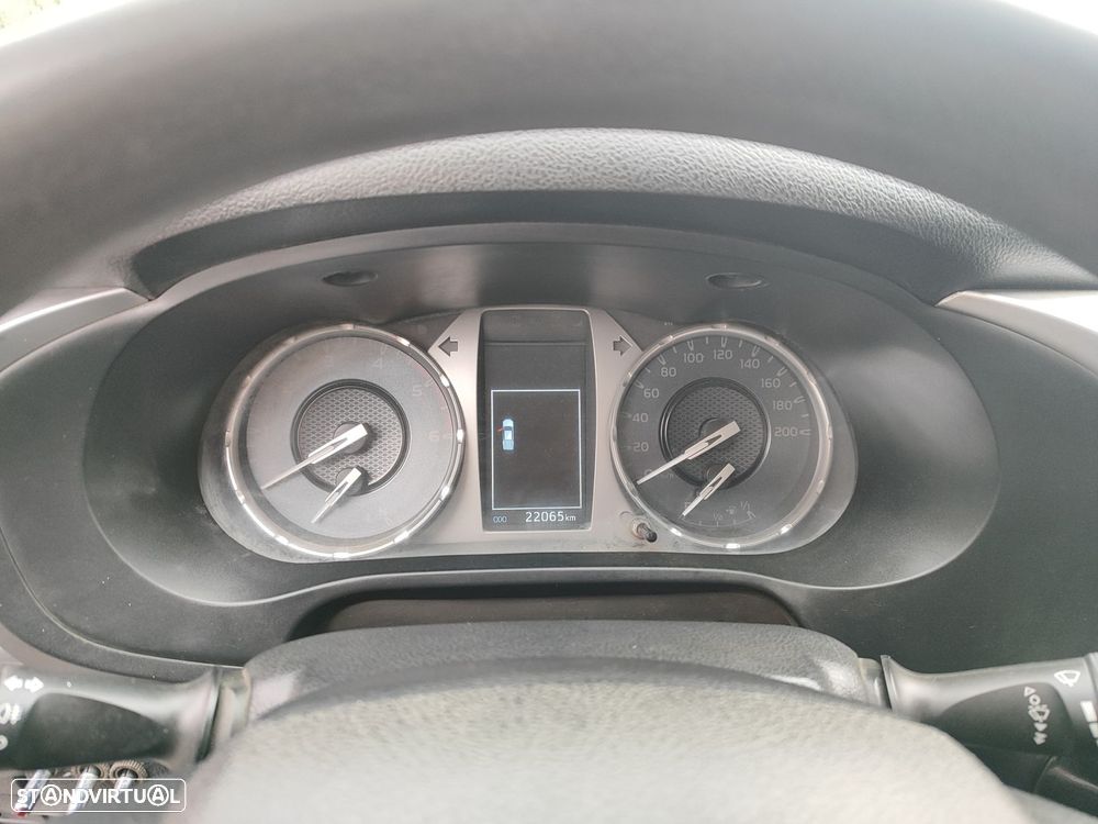 Toyota Hilux 2.4 D-4D 4WD CD CH - 10