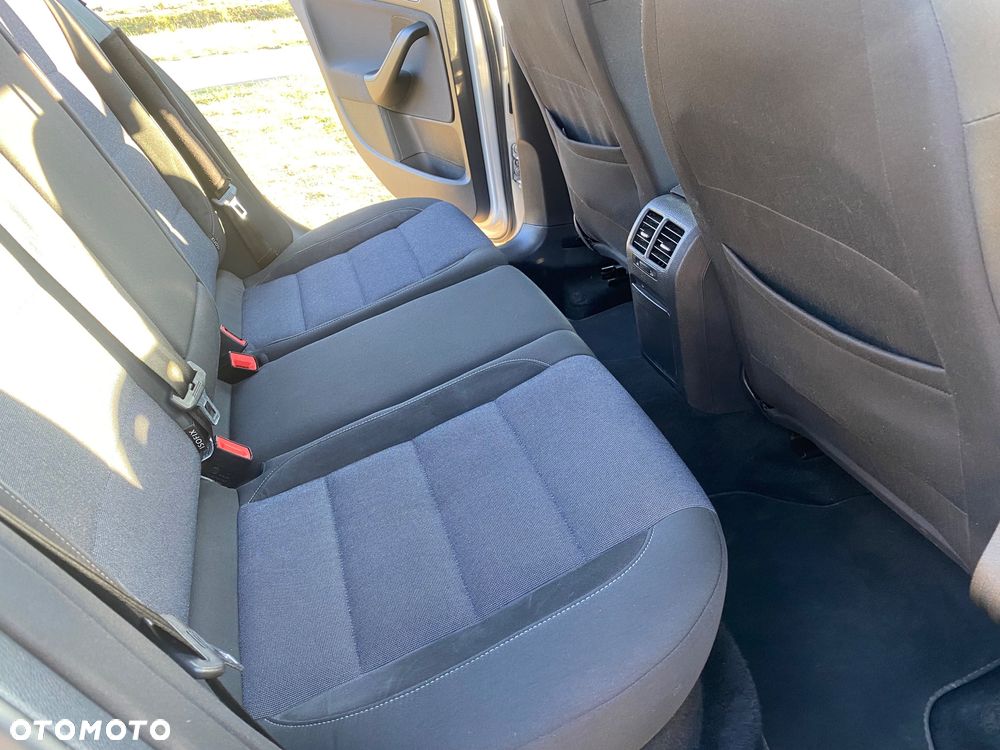 Volkswagen Golf 2.0 TDI Trendline - 8