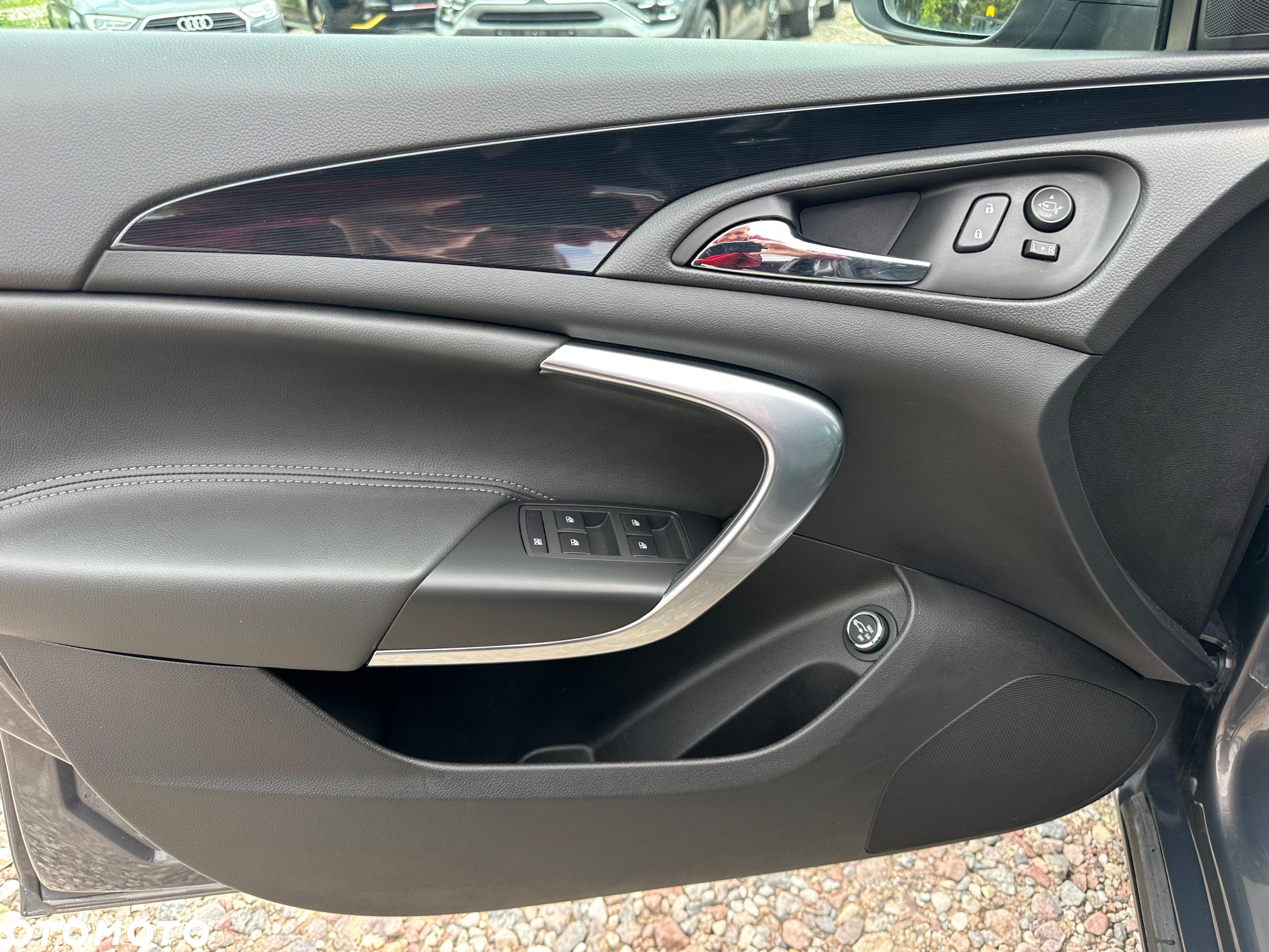 Opel Insignia - 18