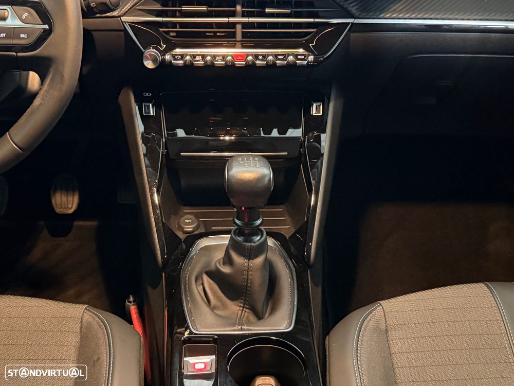 Peugeot 208 1.2 PureTech Allure Pack - 20