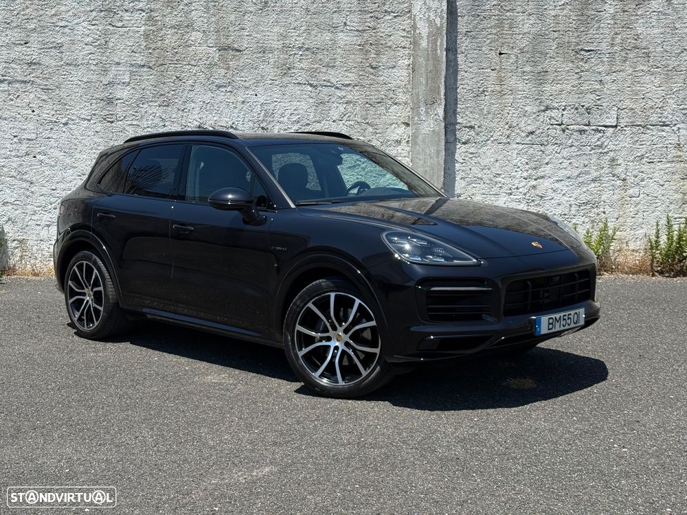 Porsche Cayenne - 2