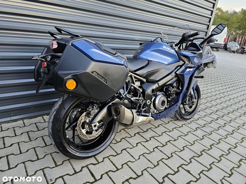 Suzuki GSX - 5