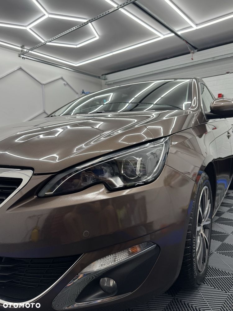 Peugeot 308 - 3