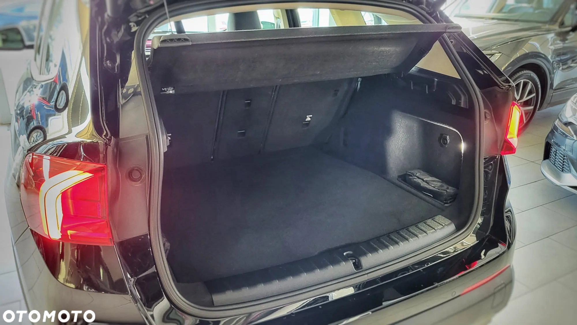 BMW X1 sDrive18i Business Edition - 8