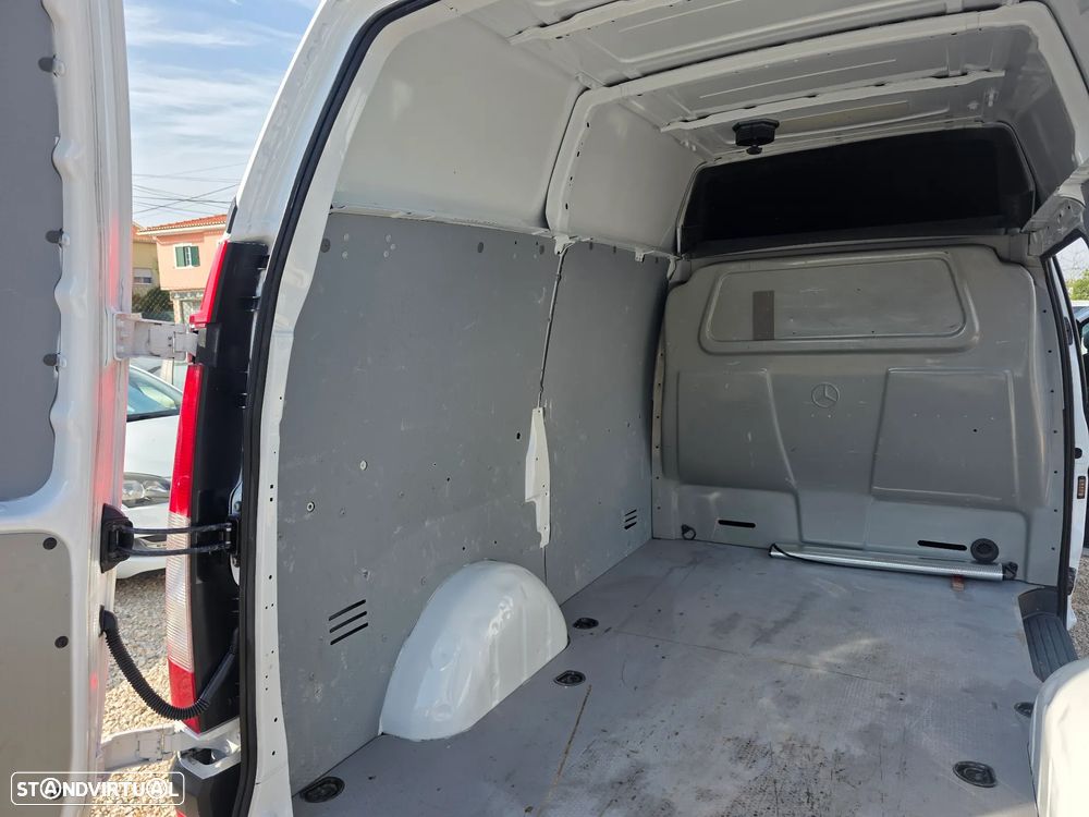 Mercedes-Benz Vito 113 CDI lang - Automática - Tecto Alto - 45