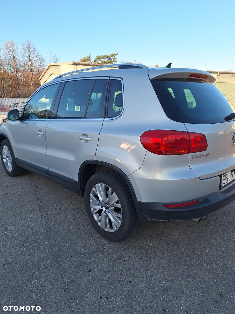 Volkswagen Tiguan 2.0 TDI DPF 4Motion BlueMotion Technology DSG Lounge Track & Style - 3