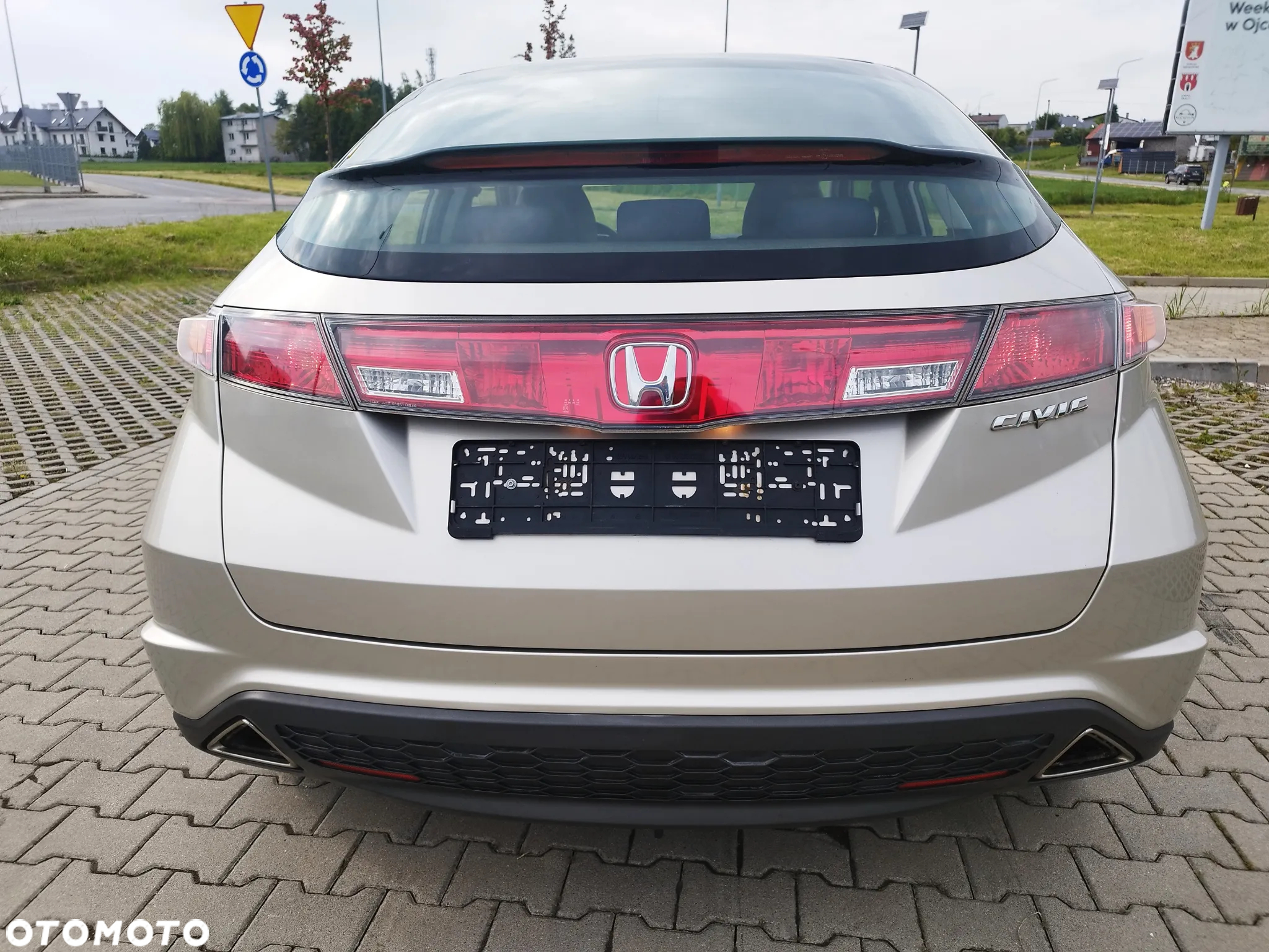 Honda Civic 1.8 Sport - 8